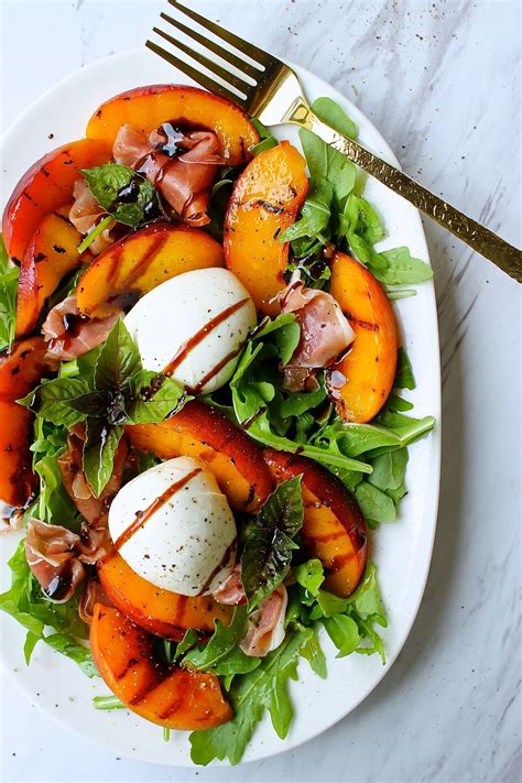 Summer Bliss: Grilled Peach Salad